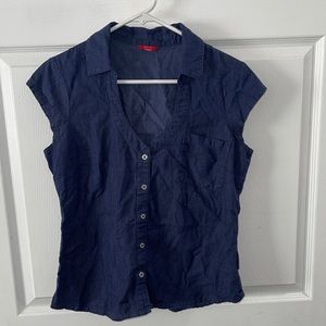 Guess button down top